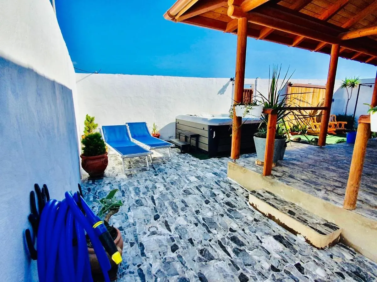 Villa Wild House Las Palmas / Gran Canaria
